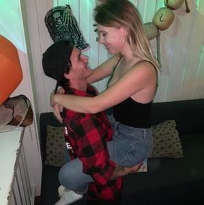 Meet your Posher, Matthew